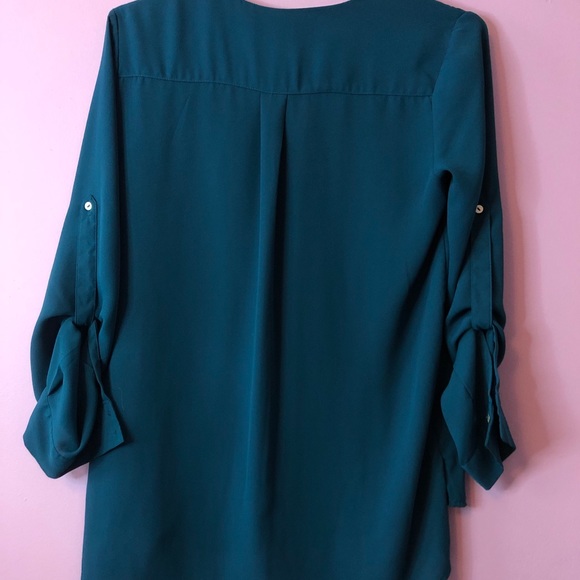 H&M Blouse - Picture 2 of 4